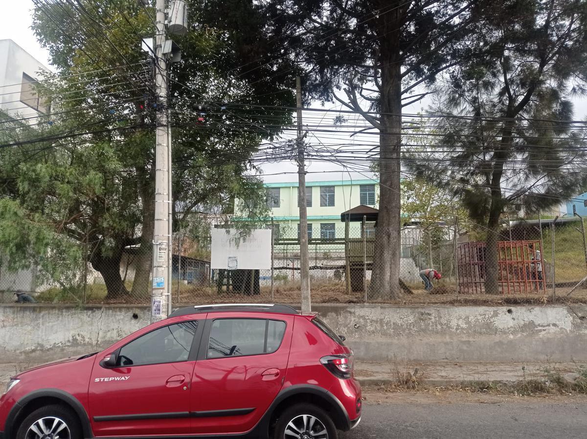 Se Vende Casa en Carcelén. Dos Frentes, Ideal Para Negocios, Cerca a Colegios. Provincia de Pichincha — imagen 7