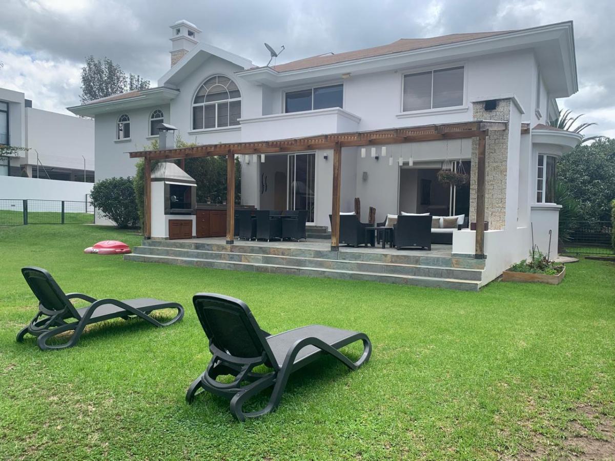 Casa de Venta en Cumbayá. Via Santa Ines — imagen 9