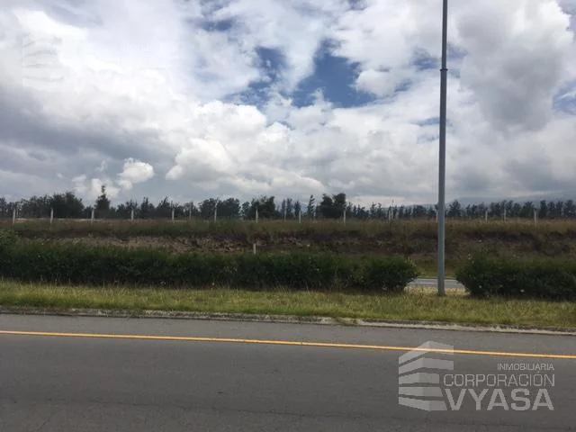 Tababela, Nuevo Aeropuerto, Lote de Terreno en Venta, 1.55 Ha — imagen 1