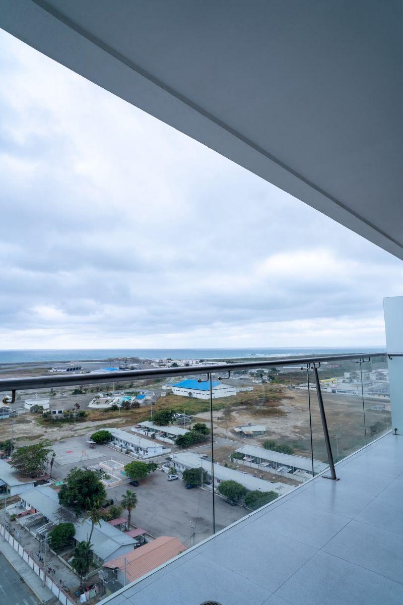 Vendo Departamento Moderno Frente Al Mar en Salinas Chipipe — imagen 6