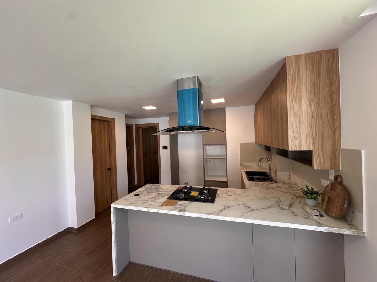 Departamento en Venta por Estrenar Dentro de Urbanización Sector Lumbisi — imagen 7
