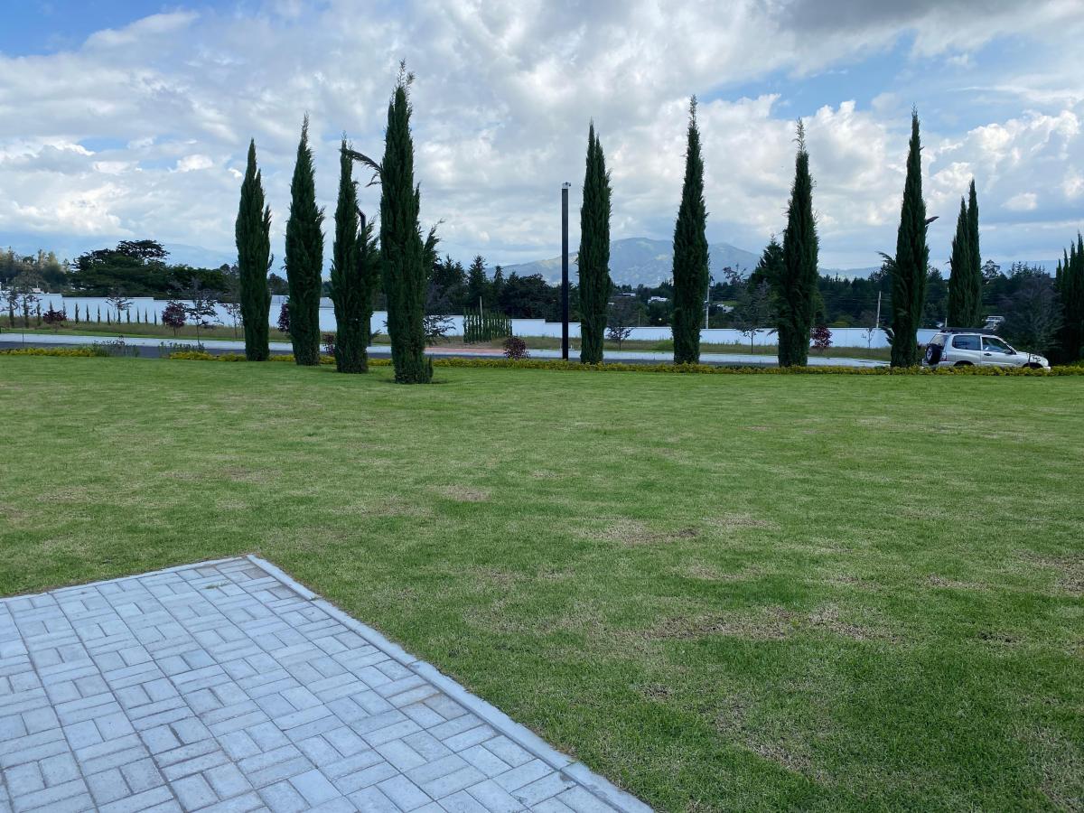 Puembo. Hermoso Terreno Venta — imagen 5