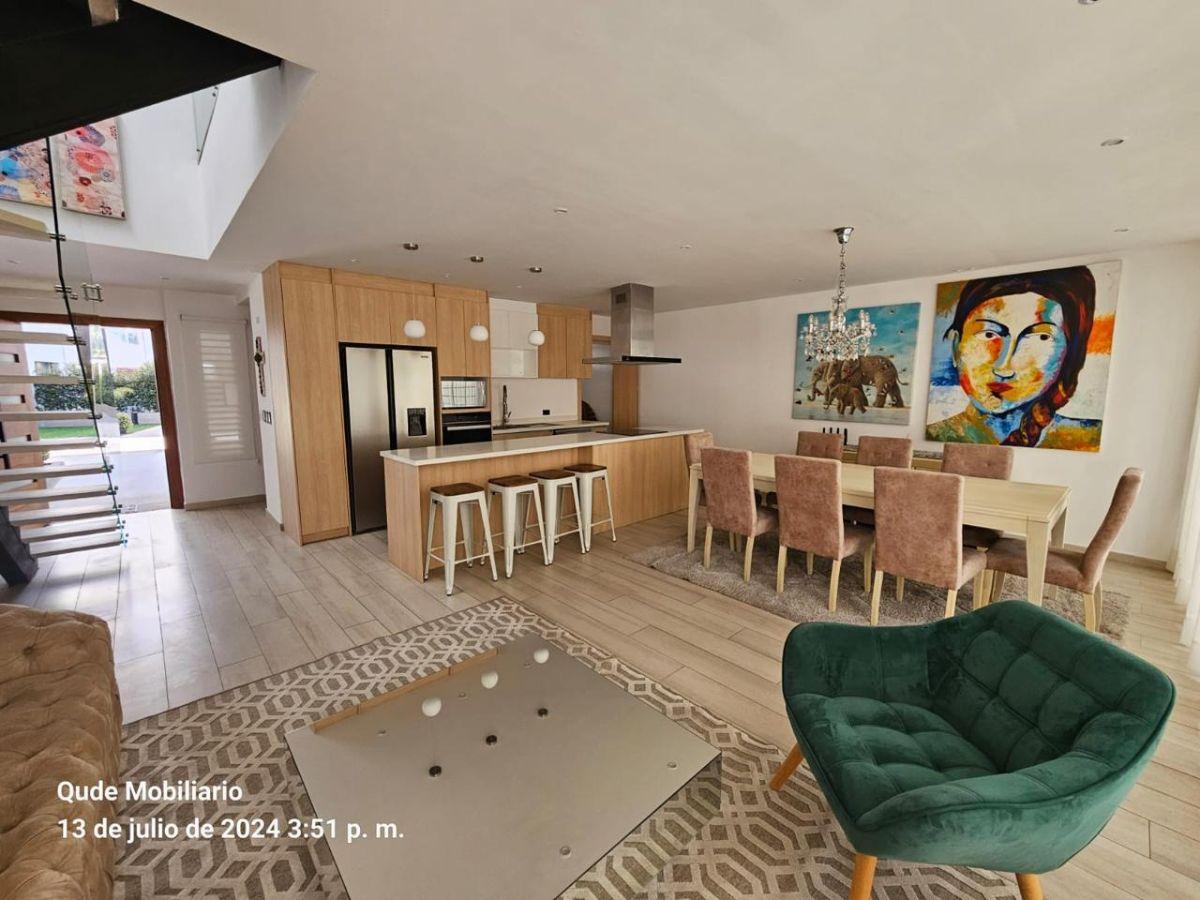 Casa Cumbaya 3 Dorm. con Piscina — imagen 10
