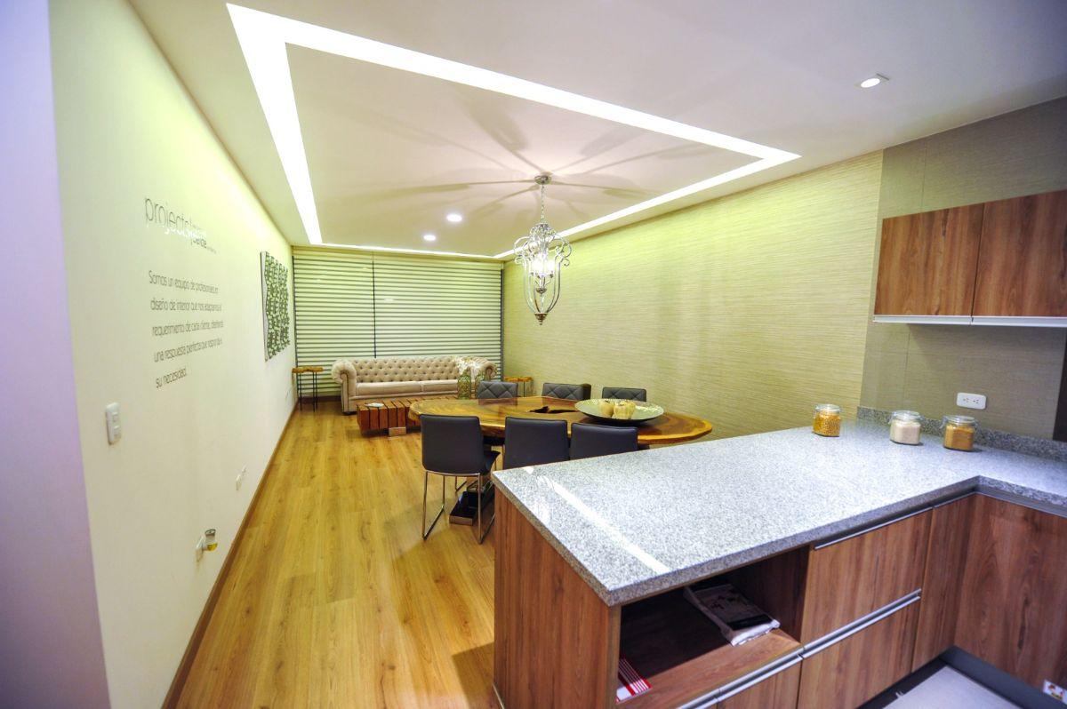 Venta Departamento con Balcon 3 Habitaciones en Urbanizacion El Condado — imagen 10