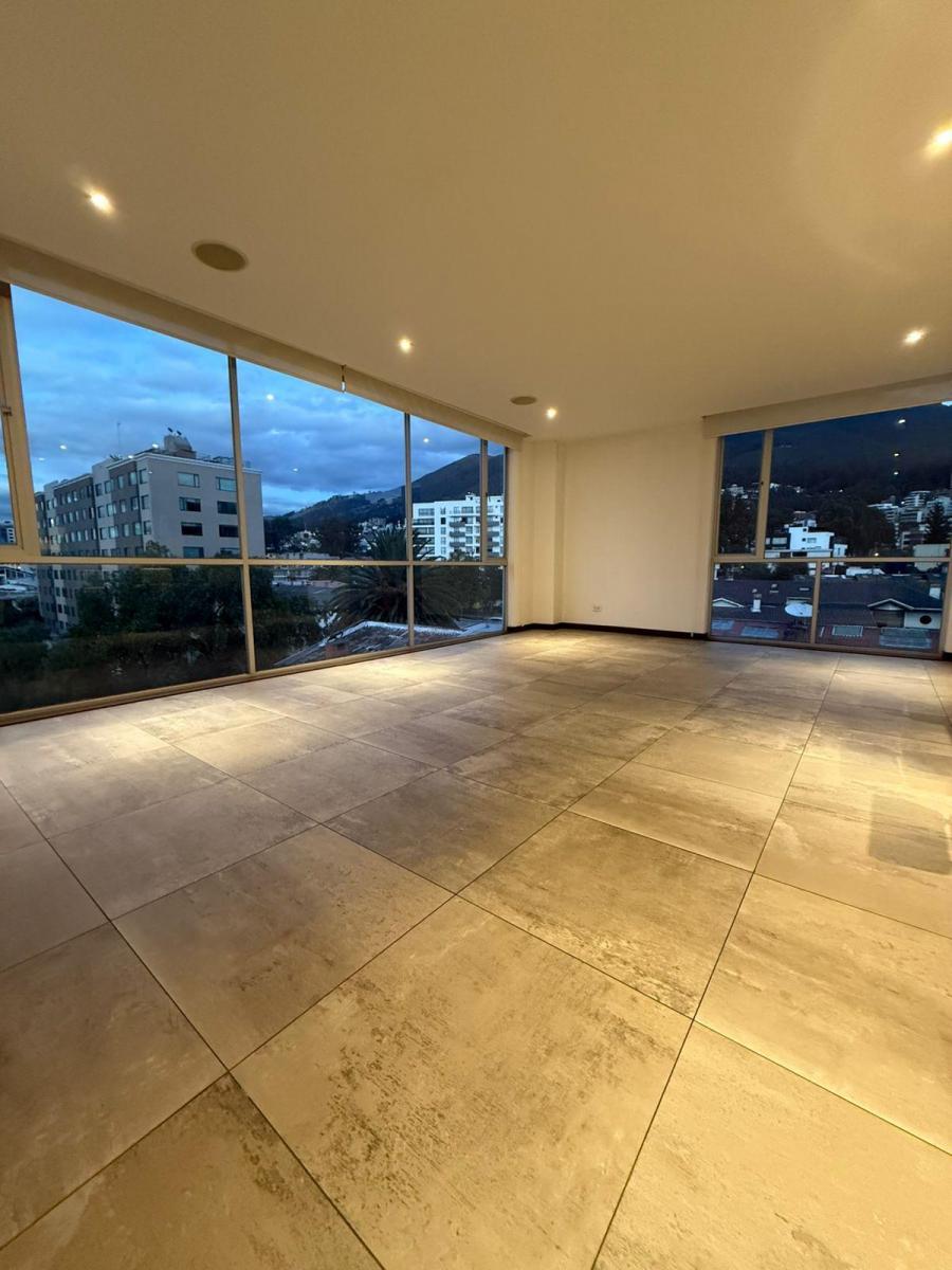 Oportunidad Hermoso Departamento en Venta Quito Tenis — imagen 9
