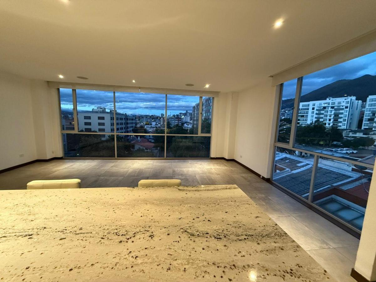 Oportunidad Hermoso Departamento en Venta Quito Tenis — imagen 7