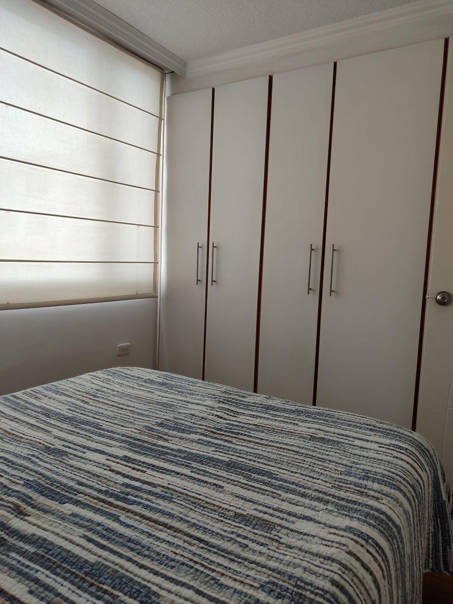 Vendo Moderno y Remodelado Departamento en Quito — imagen 7