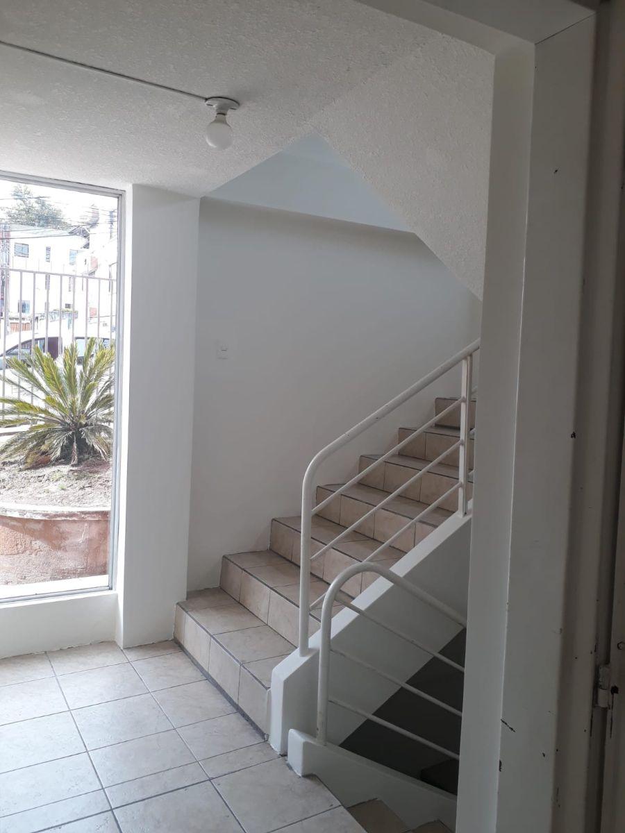 Vendo Moderno y Remodelado Departamento en Quito — imagen 2