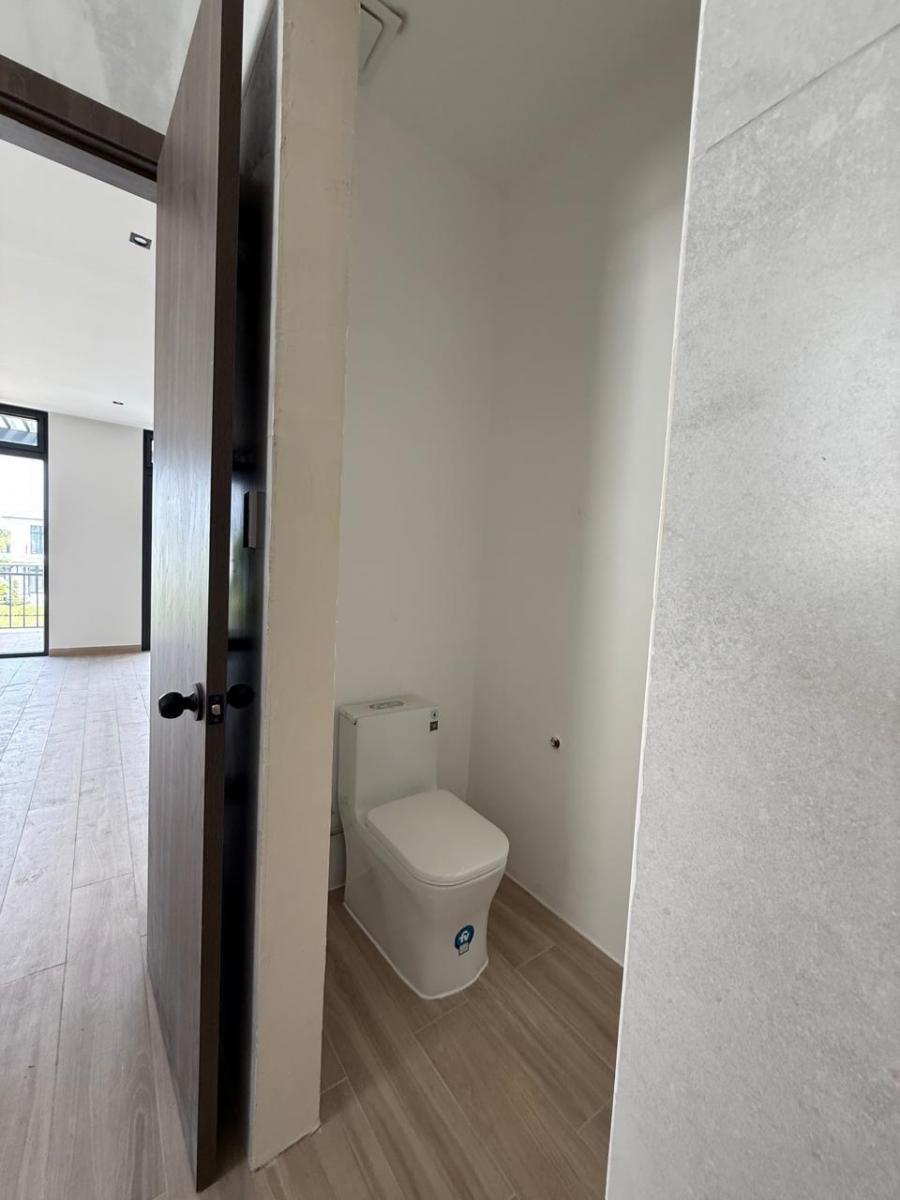 Casa en Venta - Aires de Batán (Con Piscina, Vista Al Lago y Área Social) - Sambo, Guayas — imagen 8