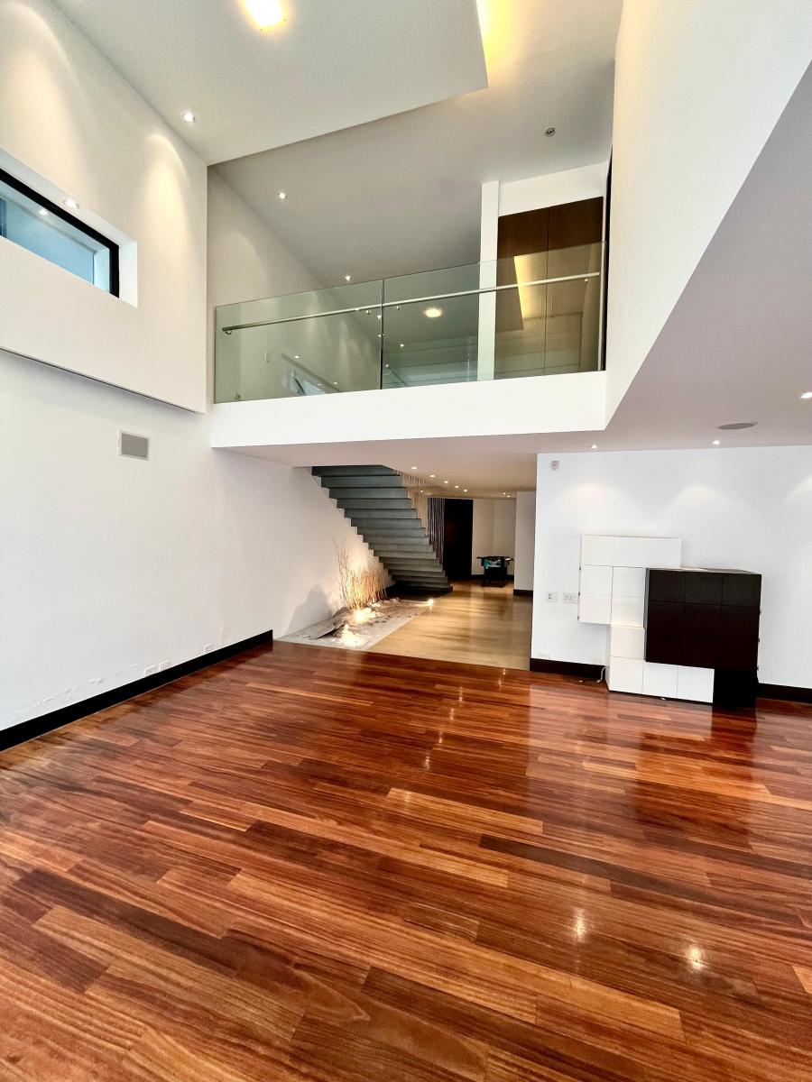 Quito Tenis - Vendo Excelente Departamento Duplex de 440 m². Provincia de Pichincha — imagen 7