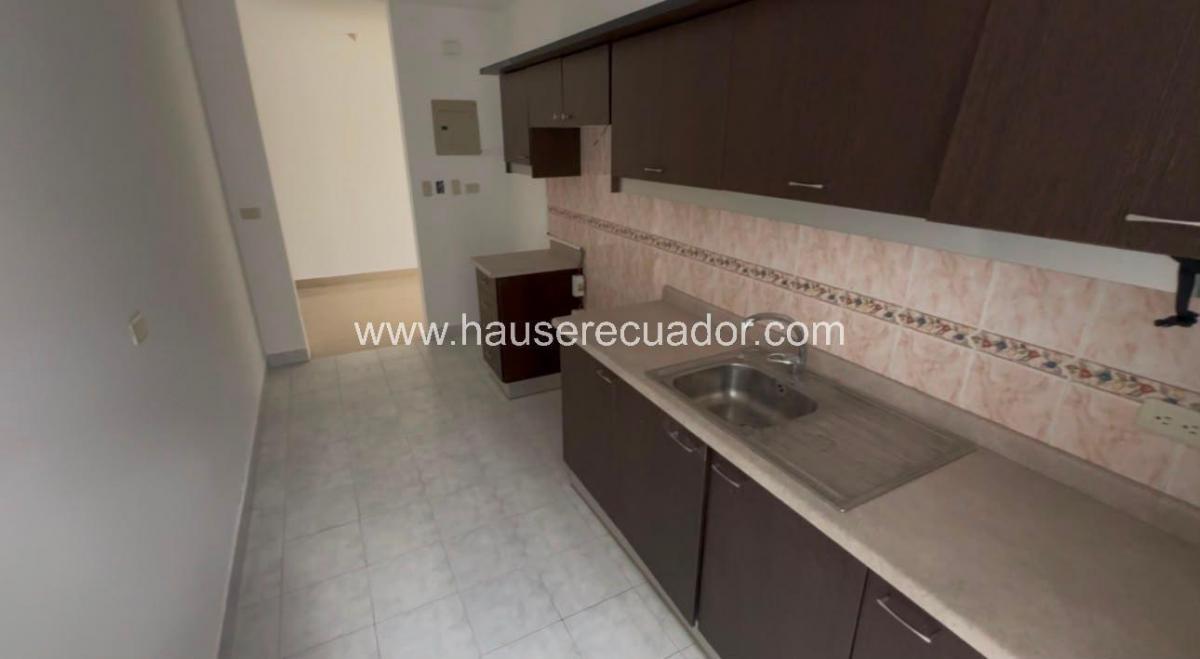 Departamento en Venta I 3 Dorm. I El Condado I en Urbanización a 5 Minutos del Condado Shopping. Provincia de Pichincha — imagen 6