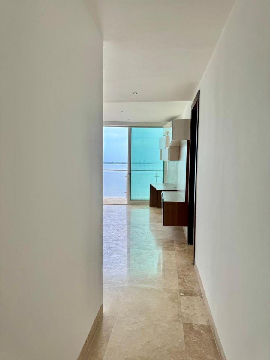Vendo Departamento en Blue Bay Vista Al Rio, Guayas — imagen 2