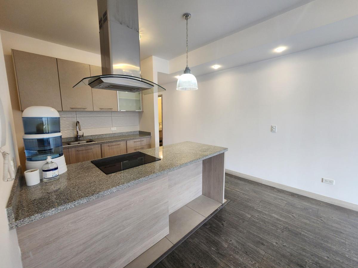 Venta Departamento La Carolina Dos Dorm. Dos Parqueaderos y Bodega 130 m Totales — imagen 10