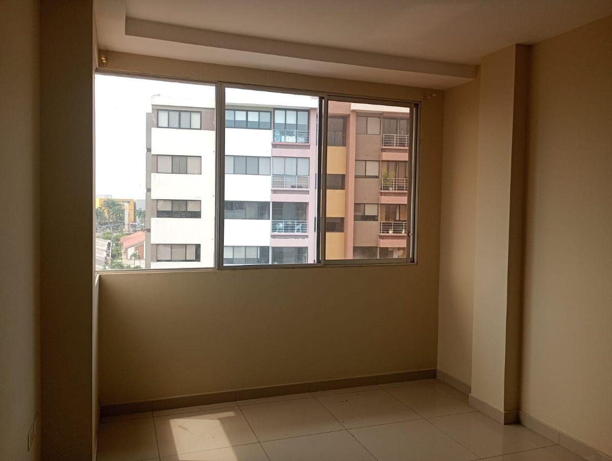 Departamento de 102 m² con 3 Recámaras en Venta en Samborondón, Guayas — imagen 6