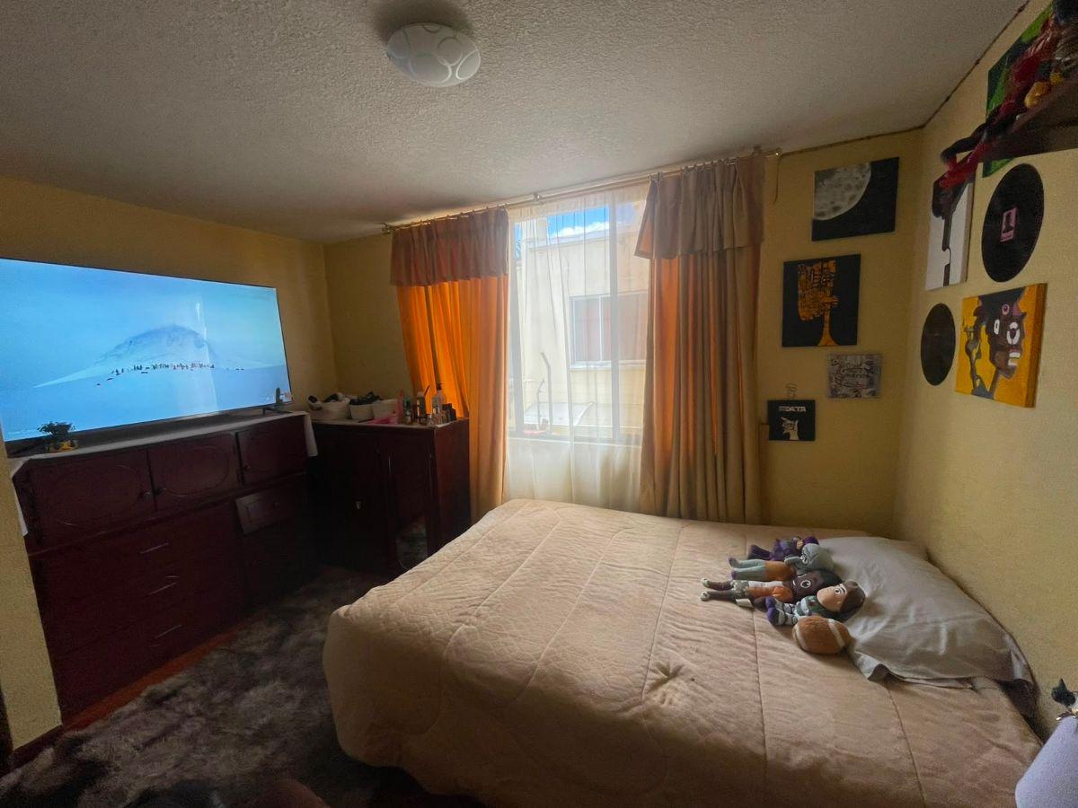 Casa en Venta 3 Dorm., Garage: Calderon — imagen 6