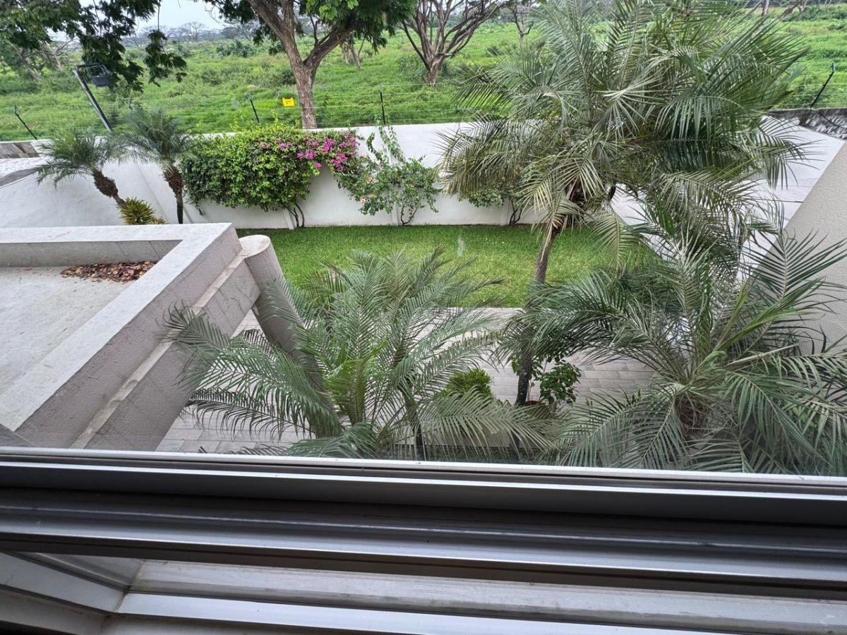 Casa con 480 m² en Venta con 3 Recámaras en Samborondón, Guayas — imagen 7