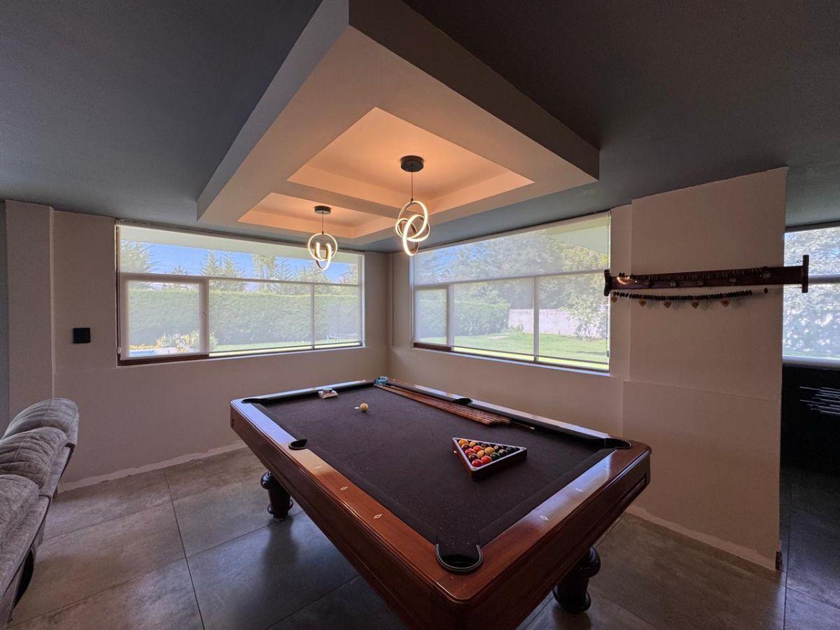 En Venta Casa con Piscina en Puembo — imagen 3