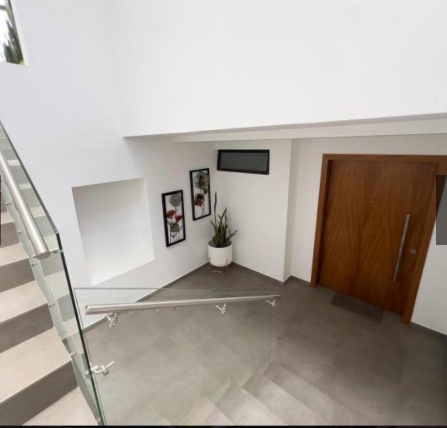 Mcl - Venta Departamento - 3 Dorm. - Sala de Estar - Estudio - Tanda - Nayon — imagen 3