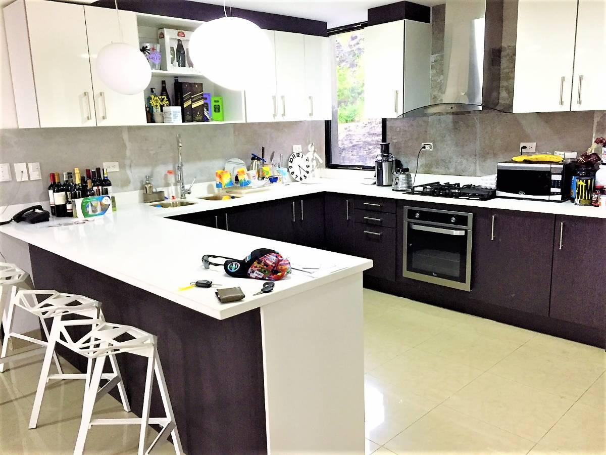 Vendo Departamento Amoblado de Lujo en Ciudad Colon, 2 Dorm/2 Parqueos/130 m², Guayas — imagen 6