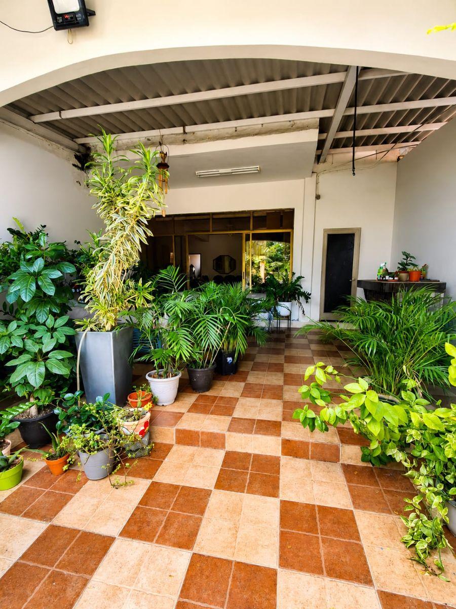 Urdesa Central, Departamento en Planta Baja de 3 Dorm., Guayas — imagen 10
