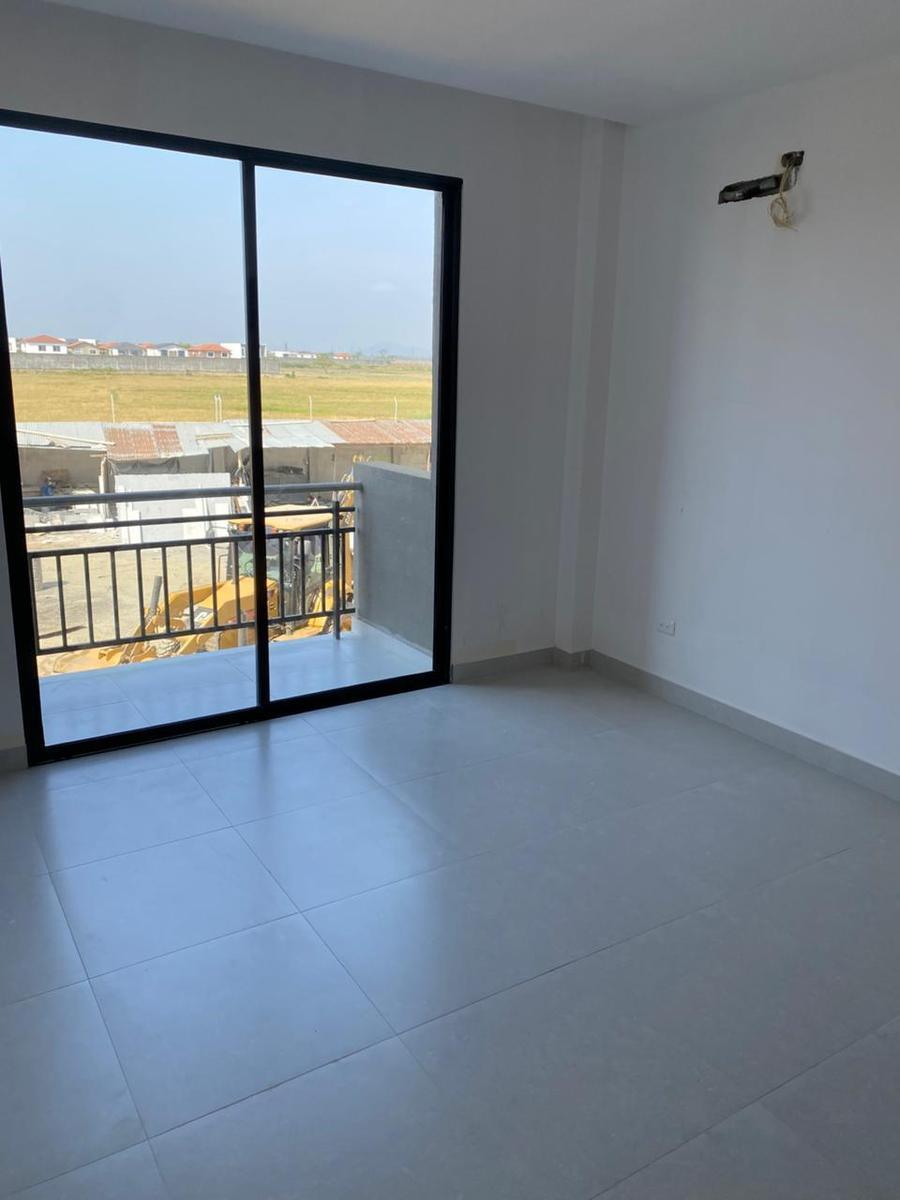 Departamento en Vizcaya 2 Sector Ciudad Celeste - Colegio Alemán Humboldt, Guayas — imagen 9