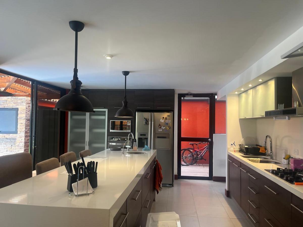 Venta y Alquiler Casa en Cumbayá — imagen 9