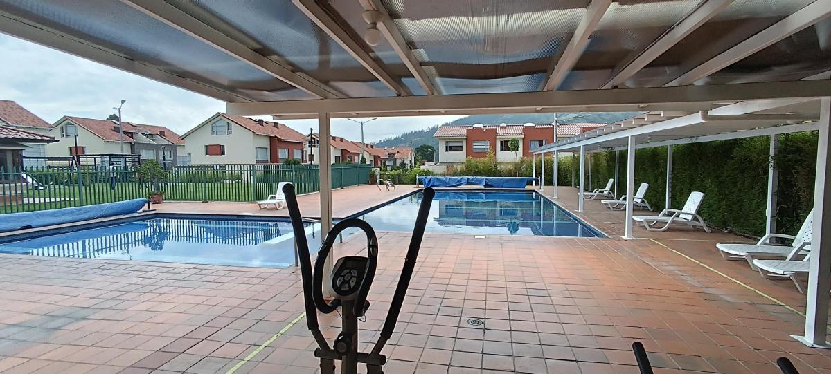 Venta Casa con 4 Recámaras de 297 m² en Lumbisi — imagen 10