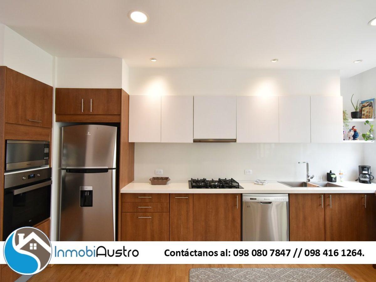 Av 24 de Mayo, Venta de Hermosa Suite Cerca de La Uda, Azuay — imagen 10