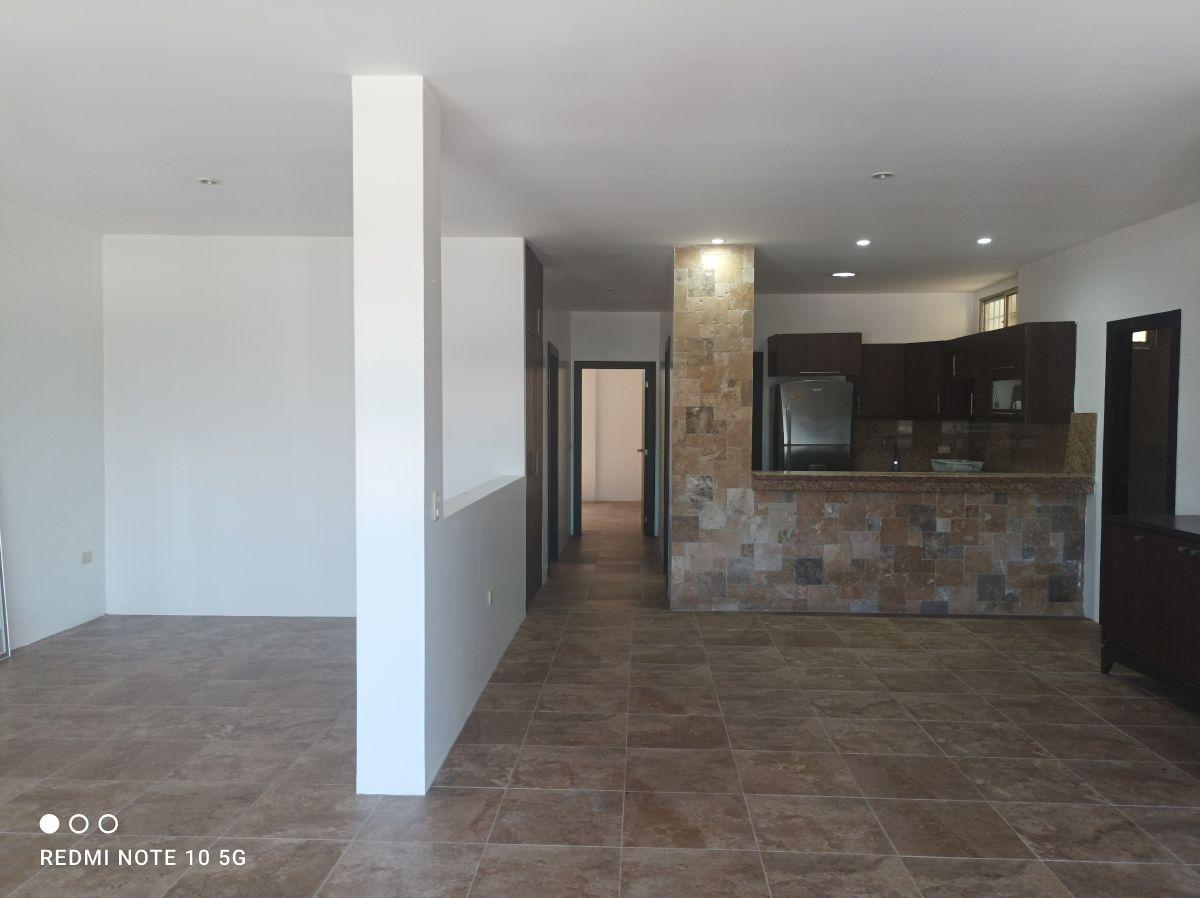 Lomas de Urdesa Vendo Departamento Elegante, 2 Dorm. con Opción a 3 Luminoso, Garaje 2 Carros, Guayas — imagen 8