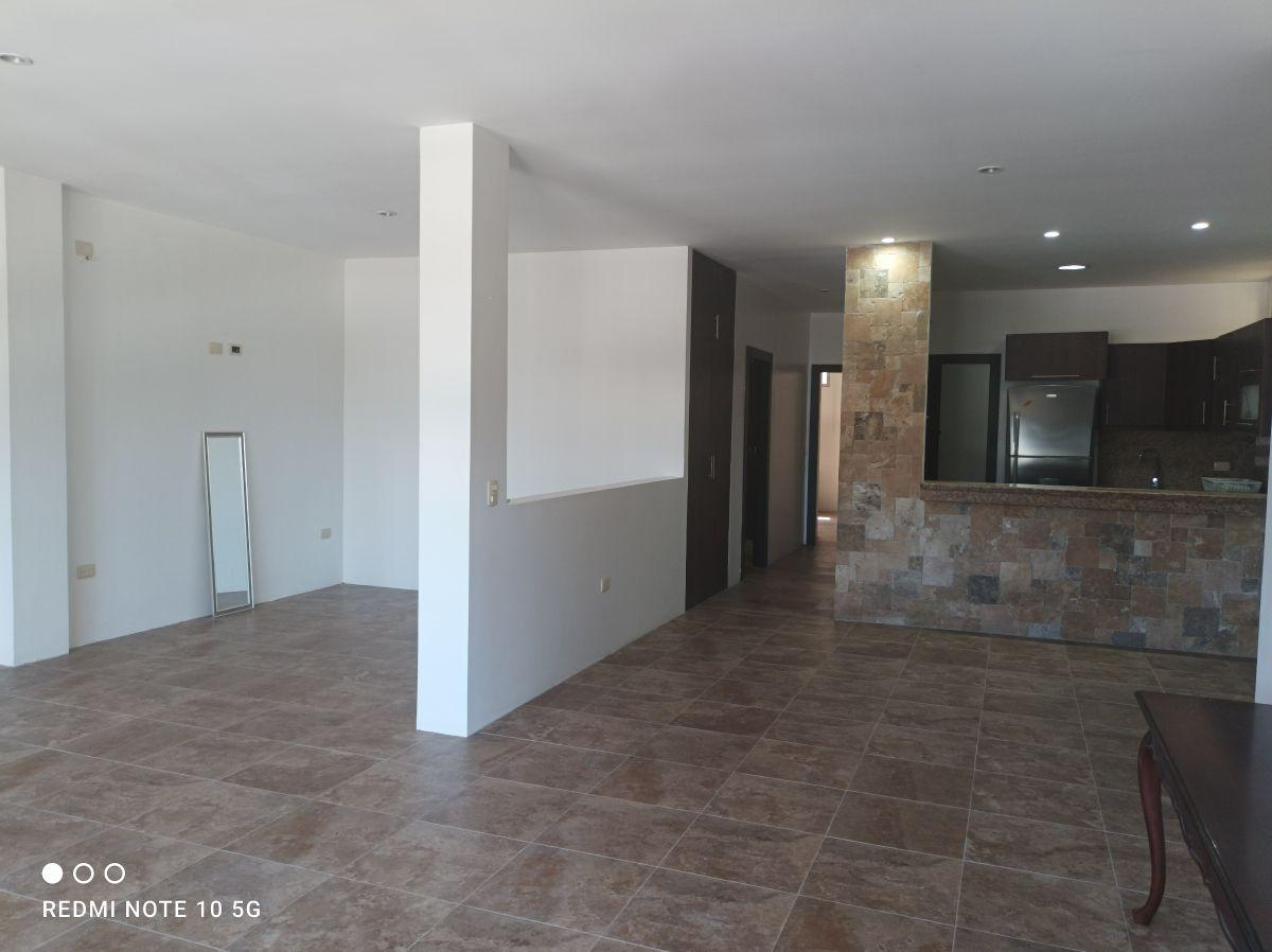 Lomas de Urdesa Vendo Departamento Elegante, 2 Dorm. con Opción a 3 Luminoso, Garaje 2 Carros, Guayas — imagen 6