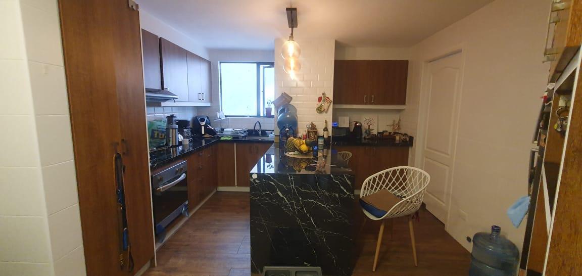 Quito Tenis, Cercano a Todo, Hermoso Depar de Dos Habitaciones. — imagen 10