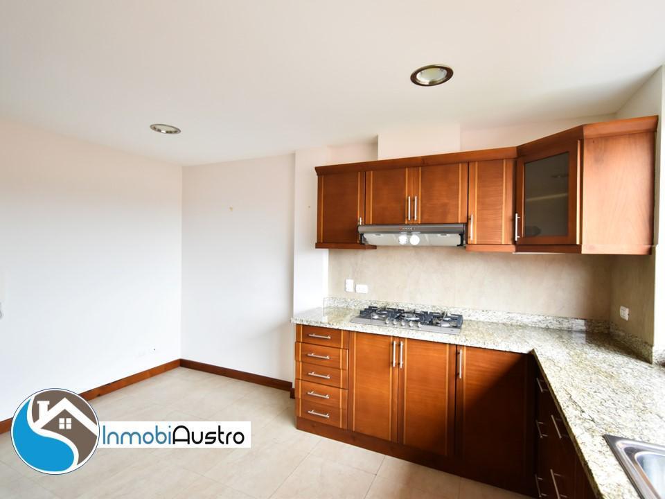 Av Pumapungo, Venta de Hermoso Departamento Duplex, Azuay — imagen 7
