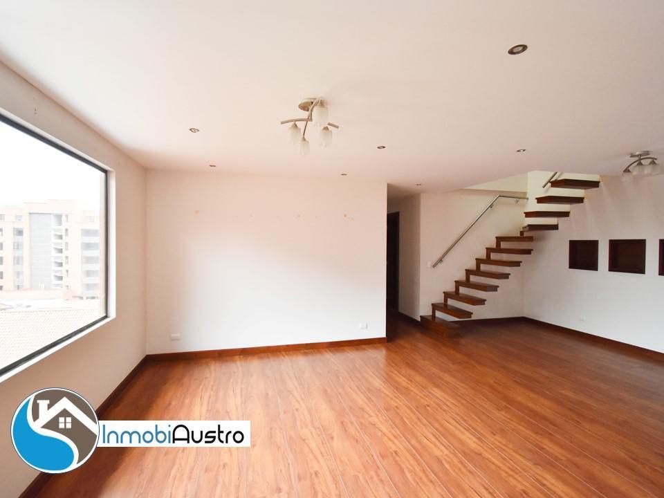 Av Pumapungo, Venta de Hermoso Departamento Duplex, Azuay — imagen 5