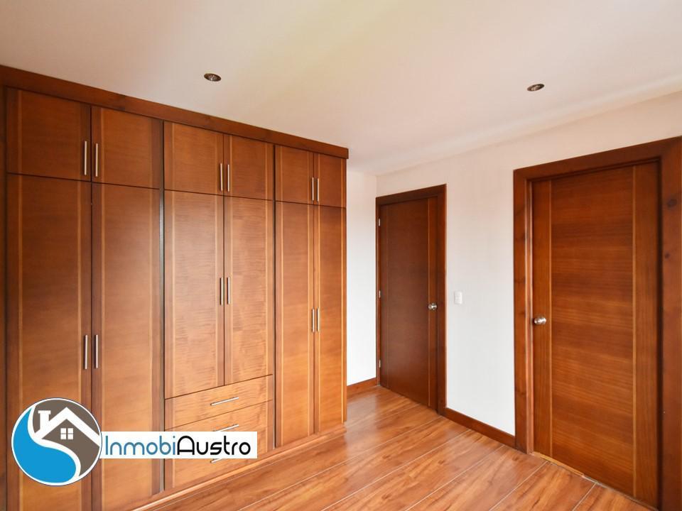 Av Pumapungo, Venta de Hermoso Departamento Duplex, Azuay — imagen 3