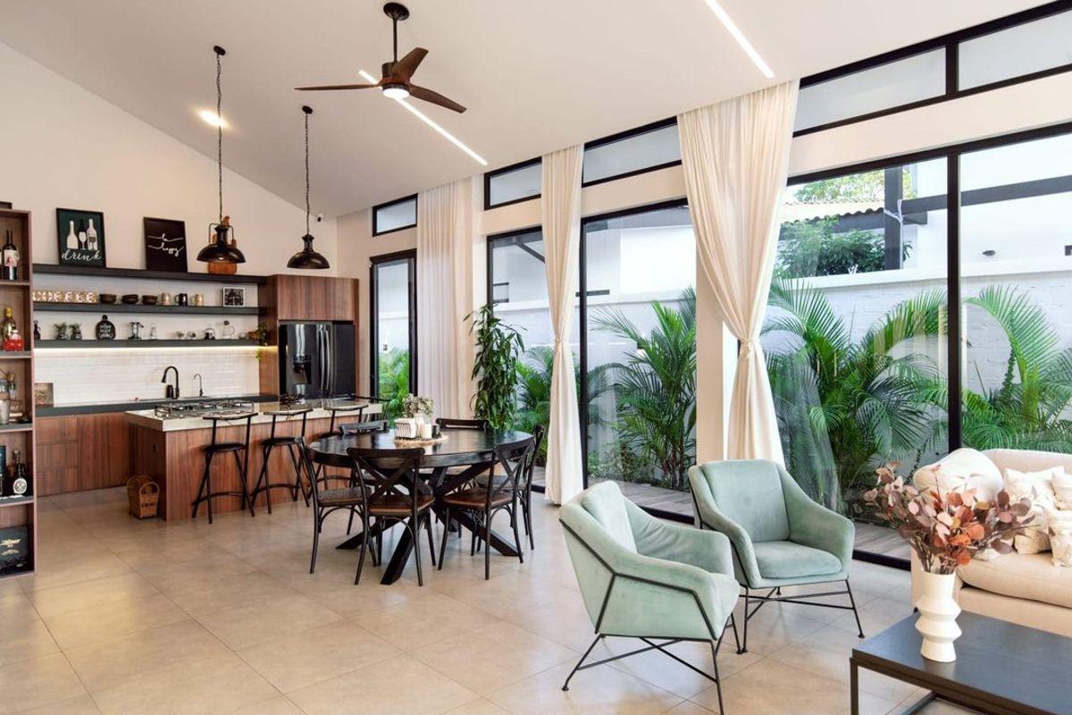 Casa Independiente con Piscina de Venta Portoviejo, Manabí — imagen 8