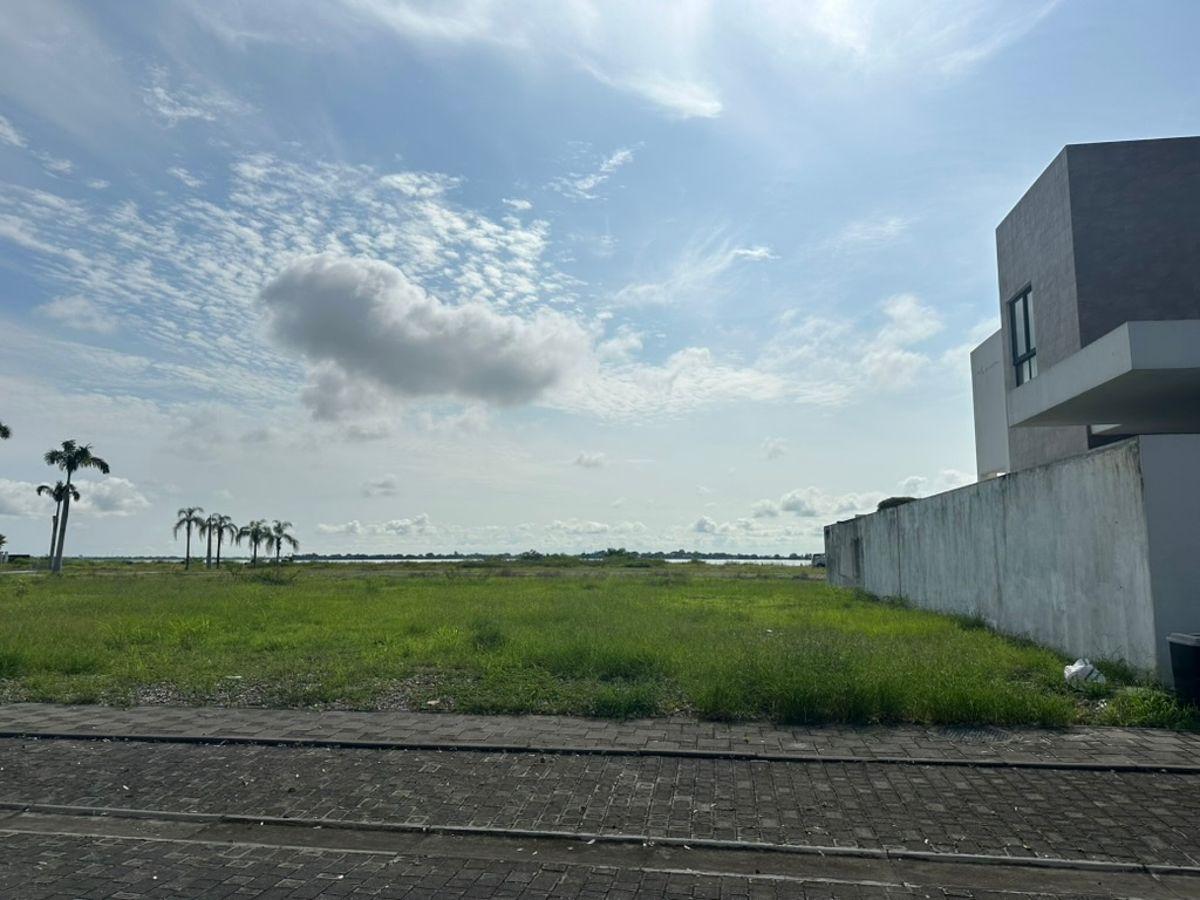 Donde Empiezan Los Recuerdos – Terreno Cerca Al Parque en L’isola, Guayas — imagen 9