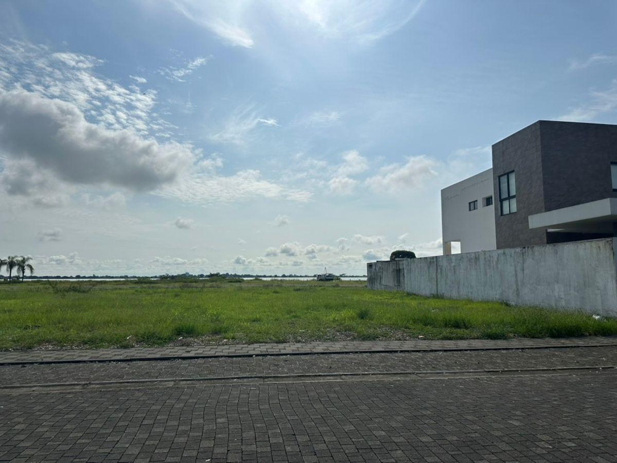 Donde Empiezan Los Recuerdos – Terreno Cerca Al Parque en L’isola, Guayas — imagen 8