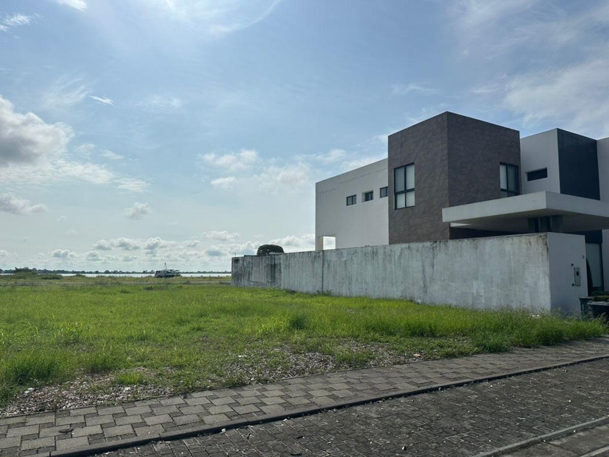 Donde Empiezan Los Recuerdos – Terreno Cerca Al Parque en L’isola, Guayas — imagen 7