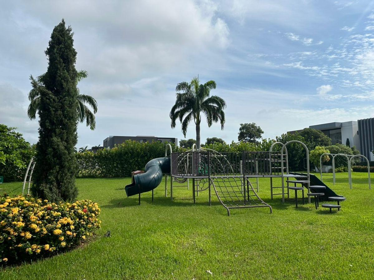 Donde Empiezan Los Recuerdos – Terreno Cerca Al Parque en L’isola, Guayas — imagen 5