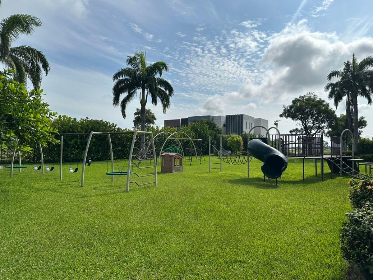 Donde Empiezan Los Recuerdos – Terreno Cerca Al Parque en L’isola, Guayas — imagen 3