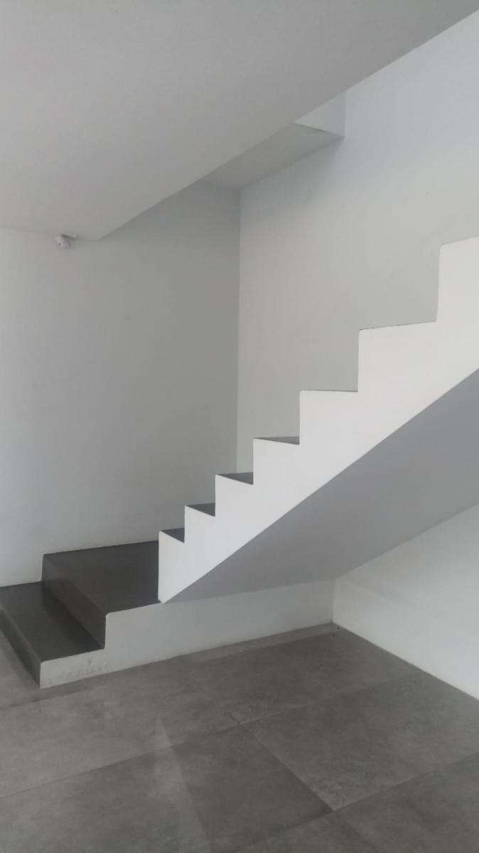 En Venta Hermosa y Amplia Casa Moderna, Ubicada en La Armenia. Provincia de Pichincha — imagen 2