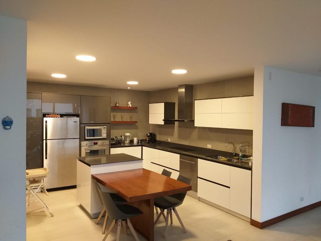 Vendo Departamento Cumbaya Site Center 156 m² Const 220 m² Jardín $310.000 — imagen 9