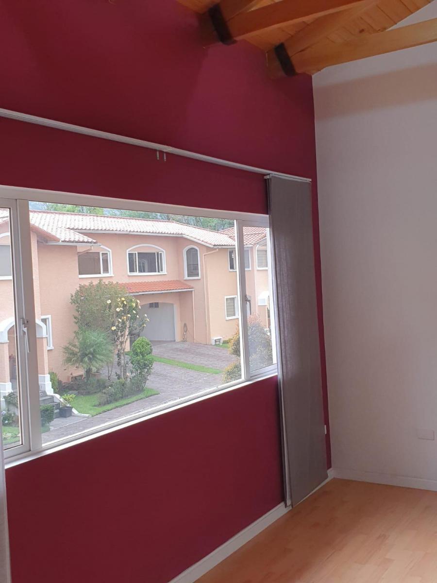 Casa en Venta en Conjunto Residencial Exclusivo en Quito (V3049) — imagen 9