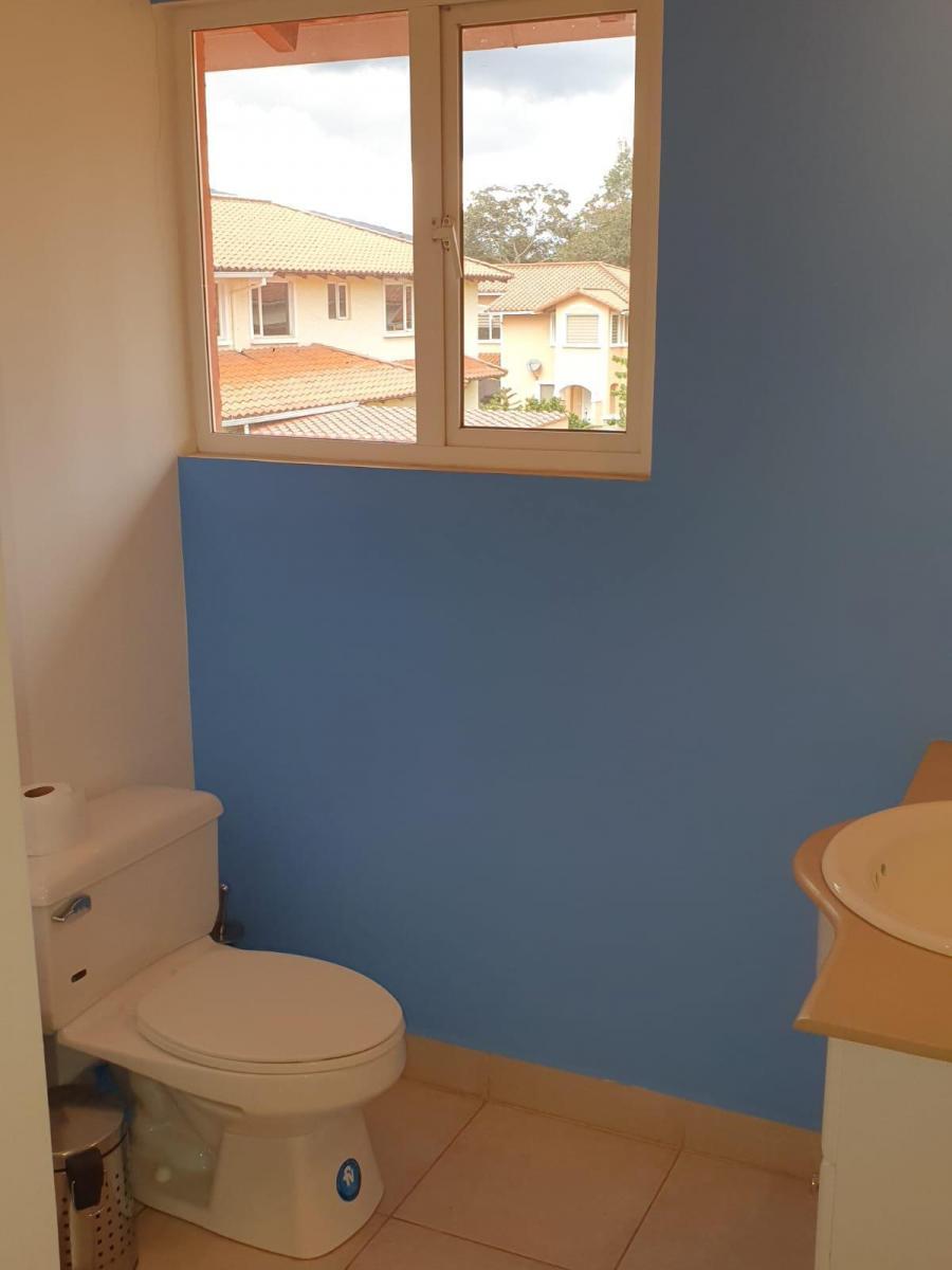 Casa en Venta en Conjunto Residencial Exclusivo en Quito (V3049) — imagen 8