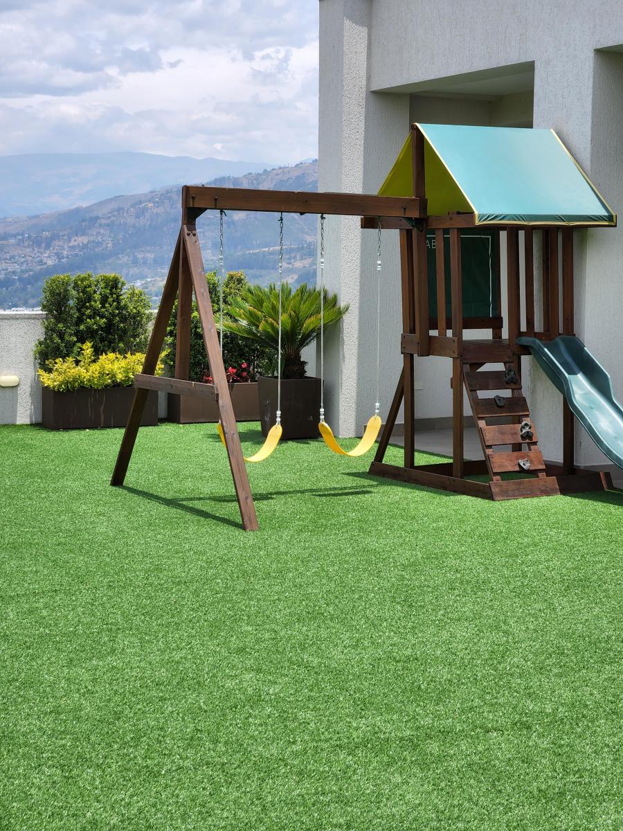 Hermoso Departamento de Venta con Amplio Jardin en Cumbaya — imagen 2