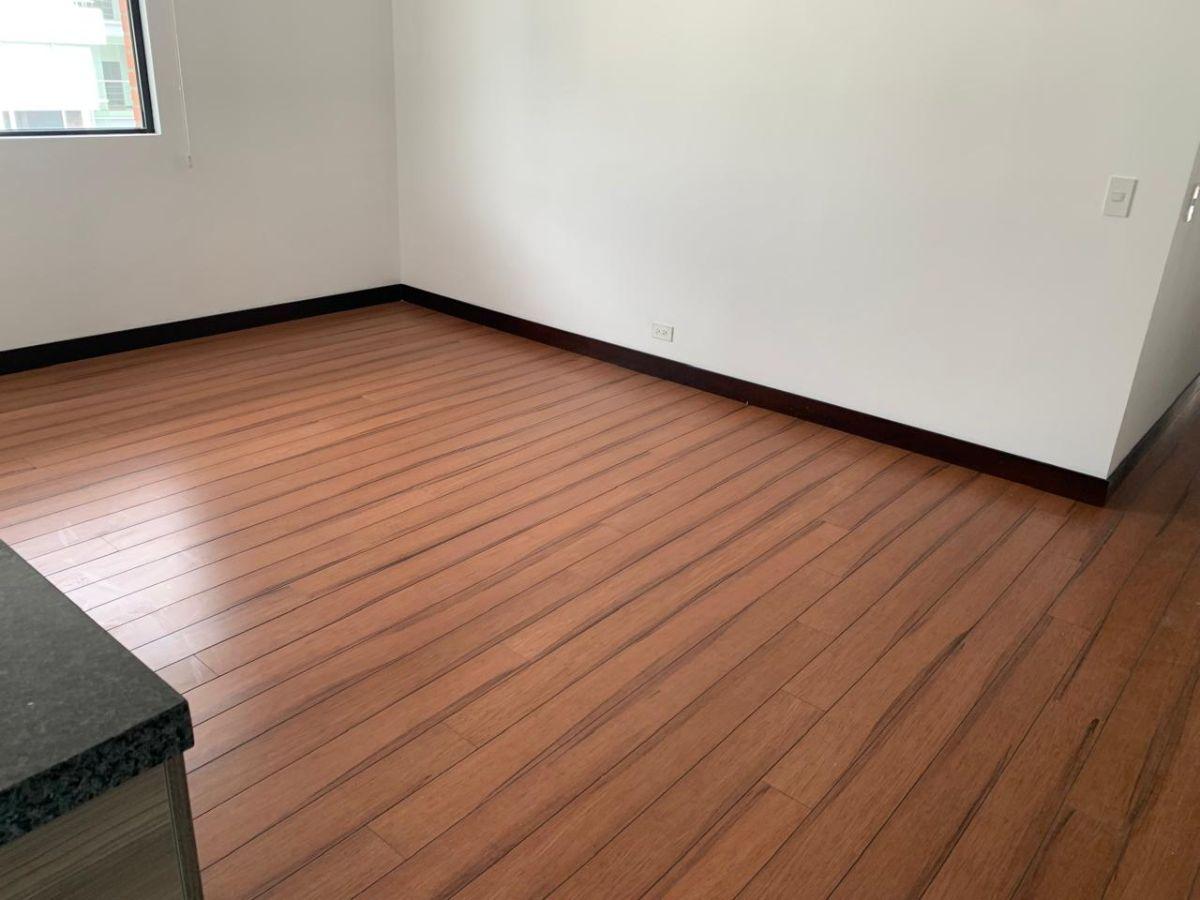 Vendo Dep en Bellavista 220 m² Mas 15 m² de Balcón $350.000 — imagen 6