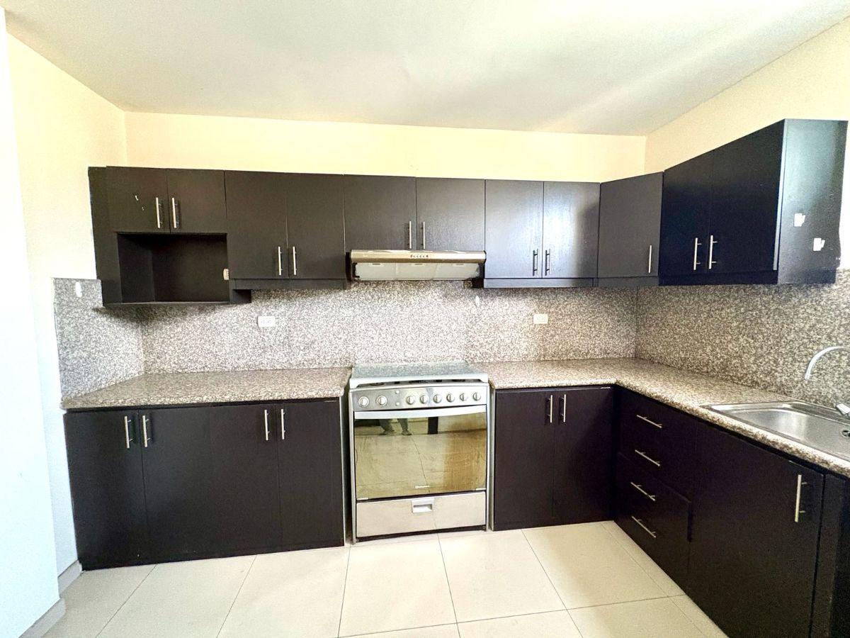 Samborondón, Primeros Kms. Vendo Departamento Segundo Piso Alto, 3 Habitaciones, Guayas — imagen 9