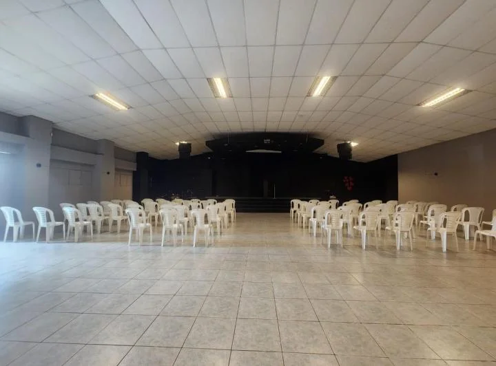 Local Comercial y Oficinas / Espacio Amplio Centro de Ibarra, Imbabura — imagen 1