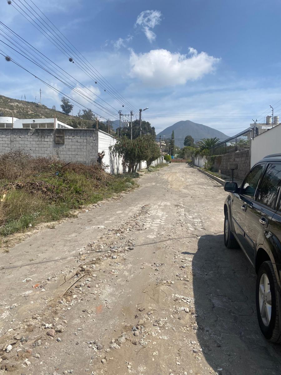Vendo Terreno 657 m² a Una Cuadra del Kartodromo Mitad del Mundo — imagen 6