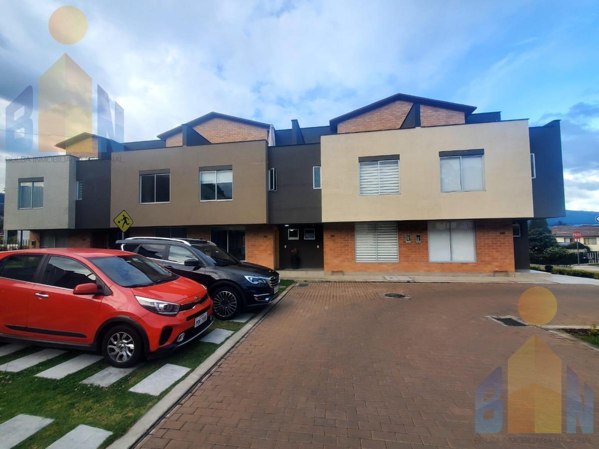 Casa Nueva a Estrenar Dentro de Conjunto con Buenas Áreas Sociales. Provincia de Pichincha — imagen 9